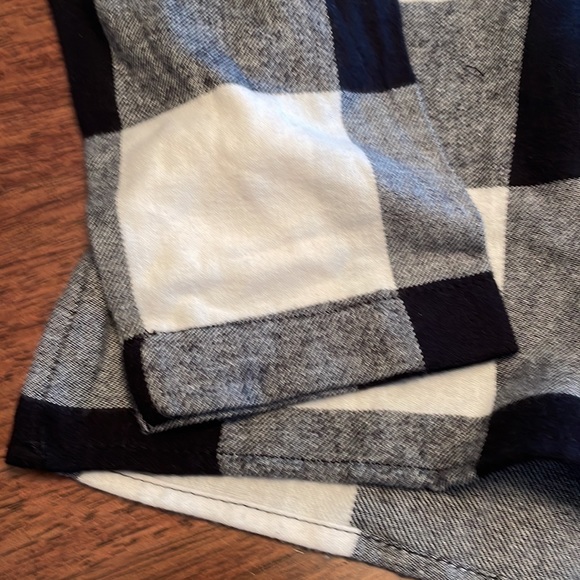 Old Navy plaid pajama top - Picture 7 of 11